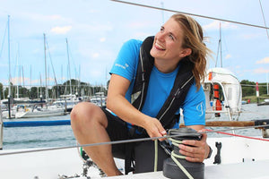 Nikki Curwen gewinnt das Solo Solent-Guernsey-Rennen 